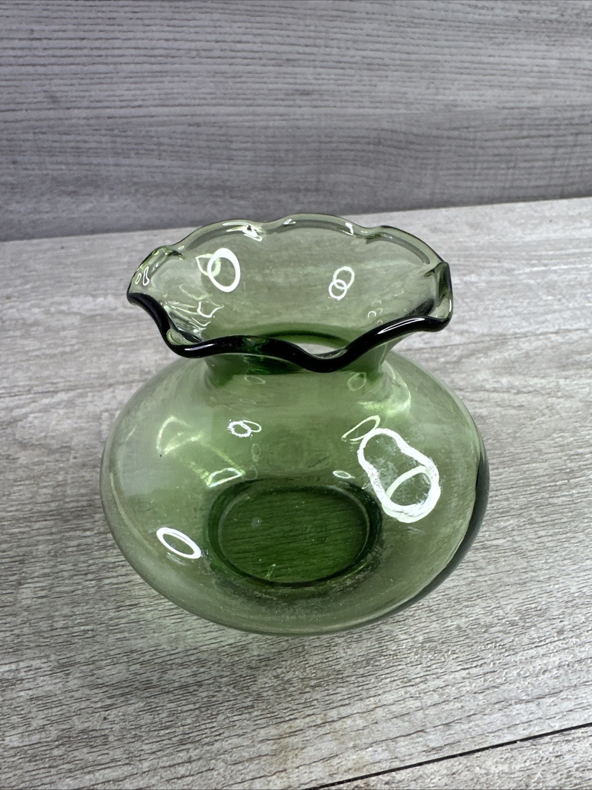 Vintage Forest Green Anchor Clear Glass Bud Vase Crimped Rim Pretty 3.25″ T