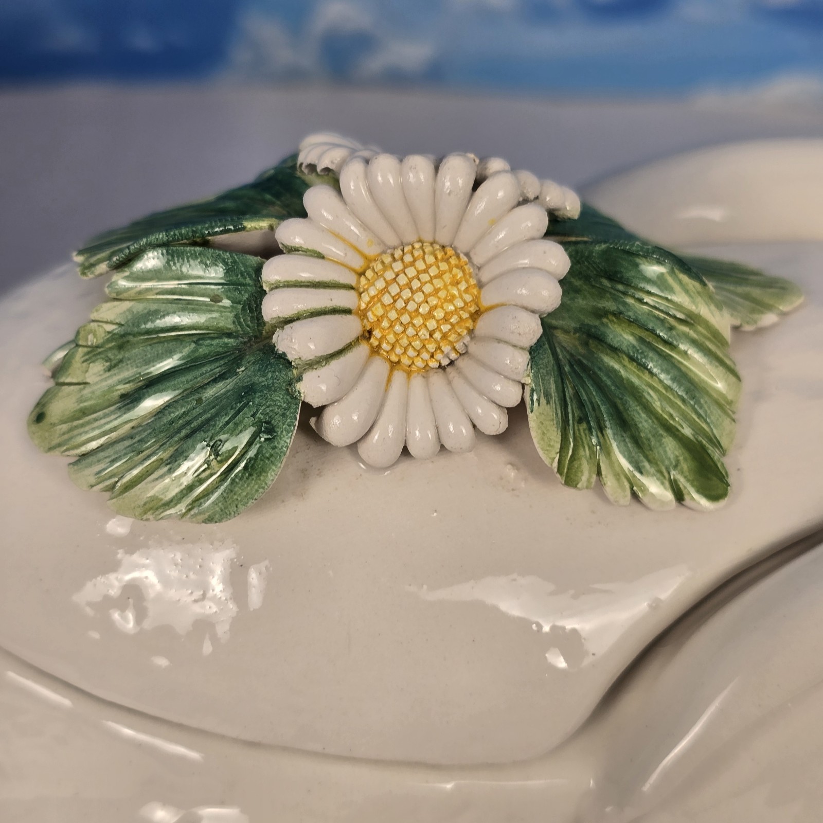 VTG Meiselman Imports Italian Ceramic White Rabbit Covered Candy Dish w/ Daisies