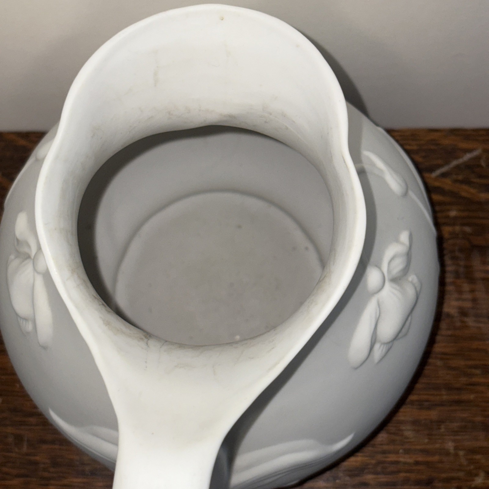 MMA METROPOLITAN MUSEUM OF ART Jonquil White Parian Bisque Pitcher Floral Vase
