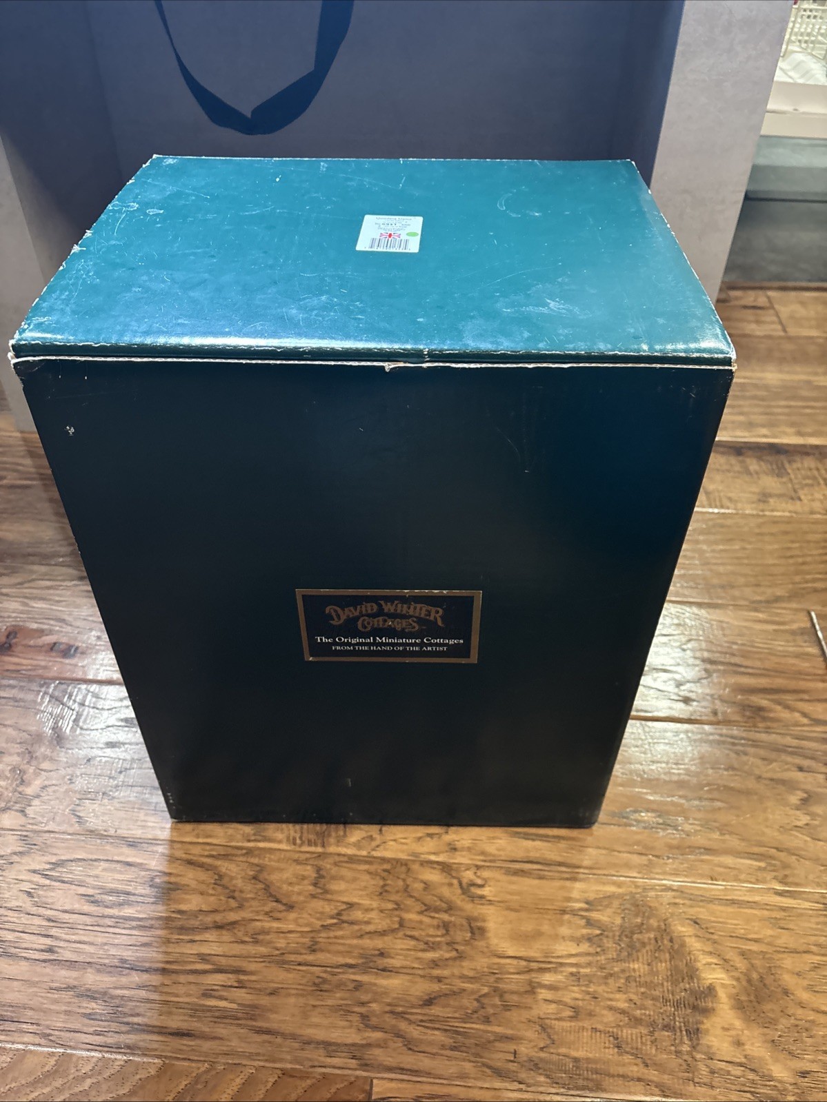 David Winter Quindene Manor LE 937/3000 Cottage w/ Box Large 1994