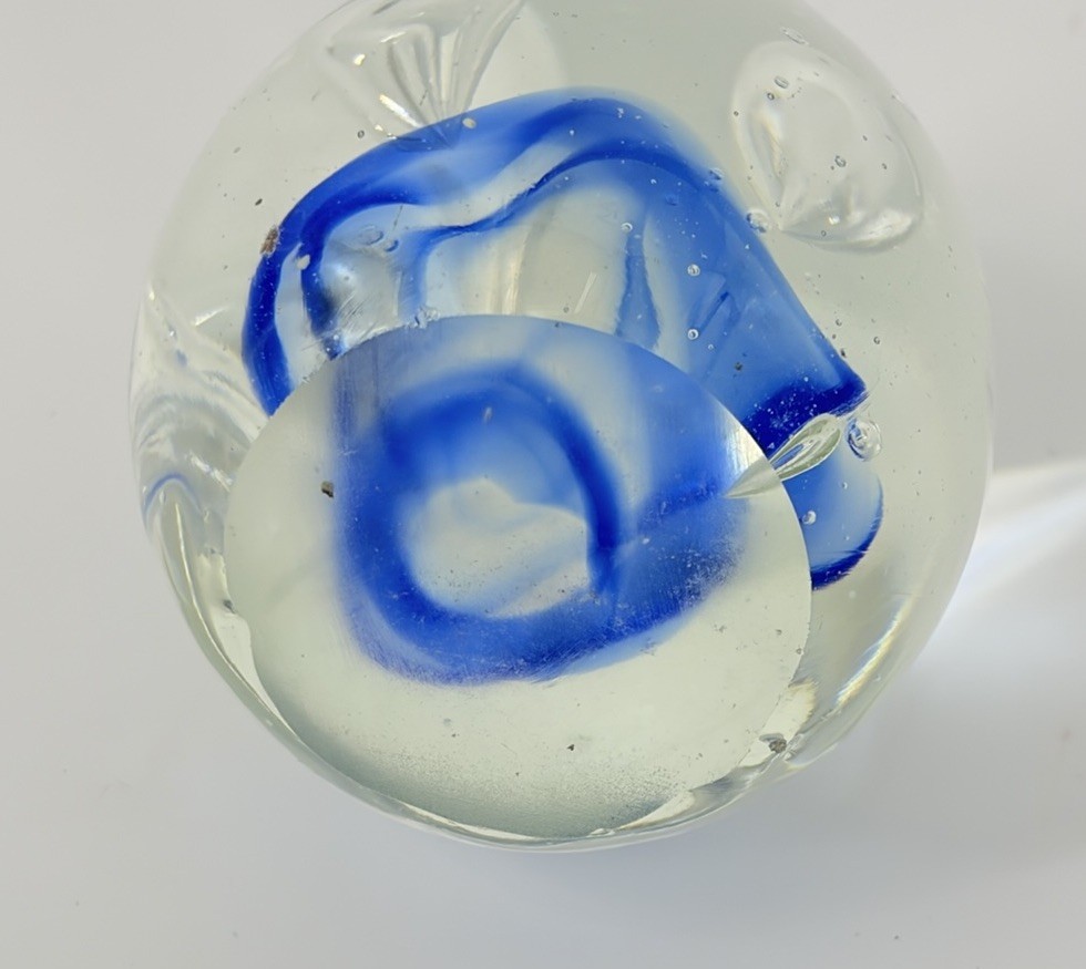Vintage Egg Shape Art Glass Hand Blown Glass Paperweight 3.25 Inches