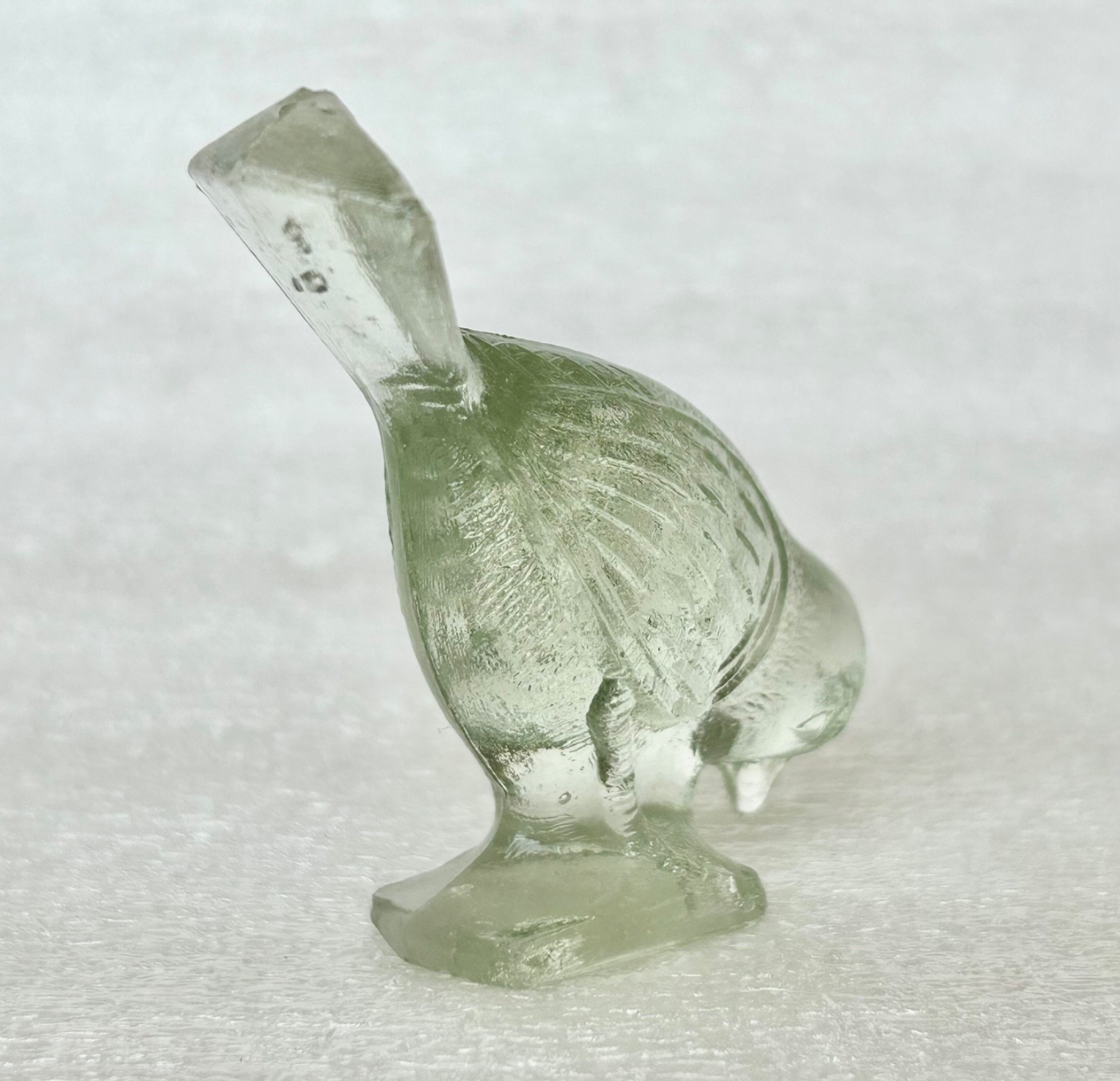 VINTAGE ANTIQUE EAPG MOLDED DEPRESSION GREEN GLASS BIRD MINIATURE FIGURINE