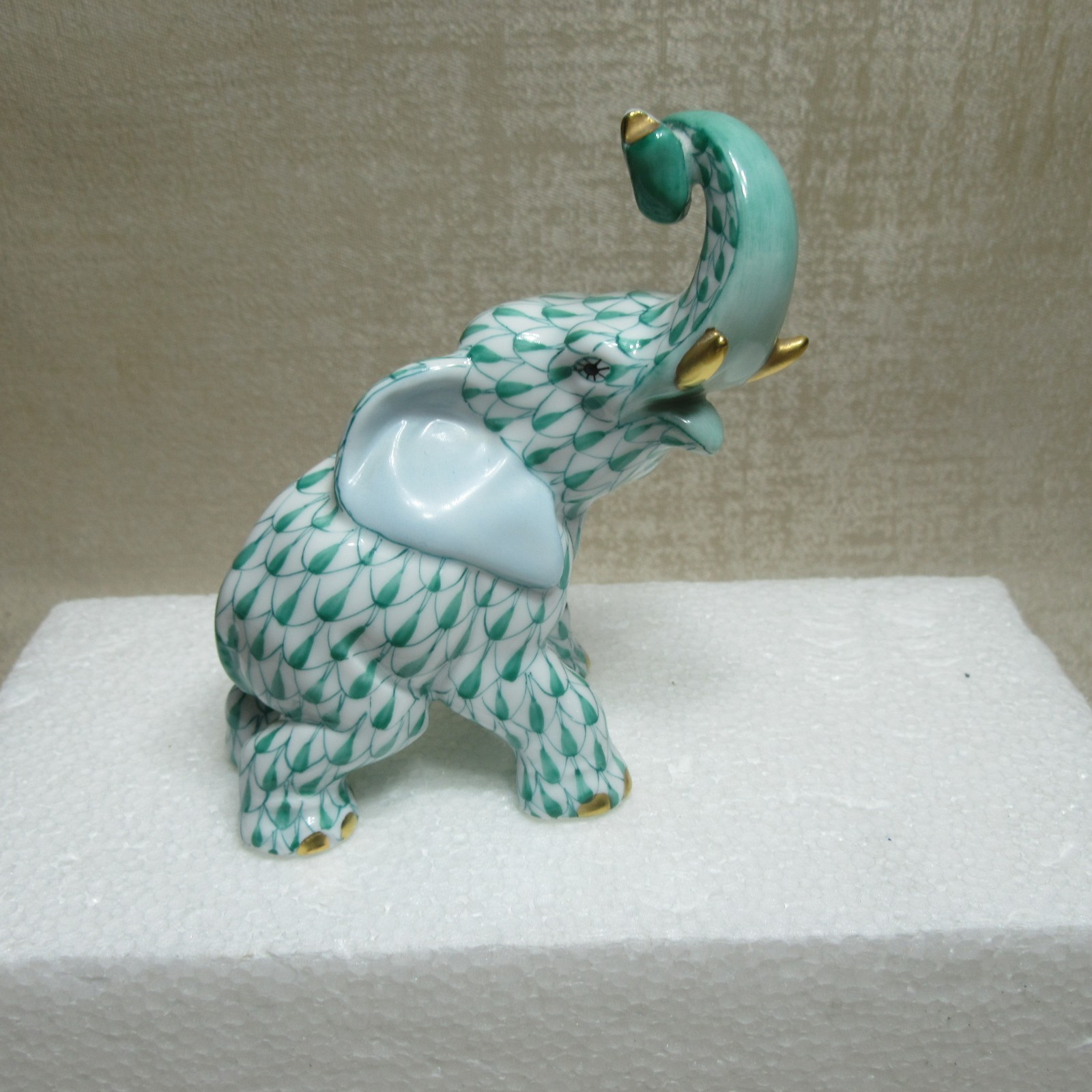 Herend Figurine Elephant Trunk Up Green Fishnet