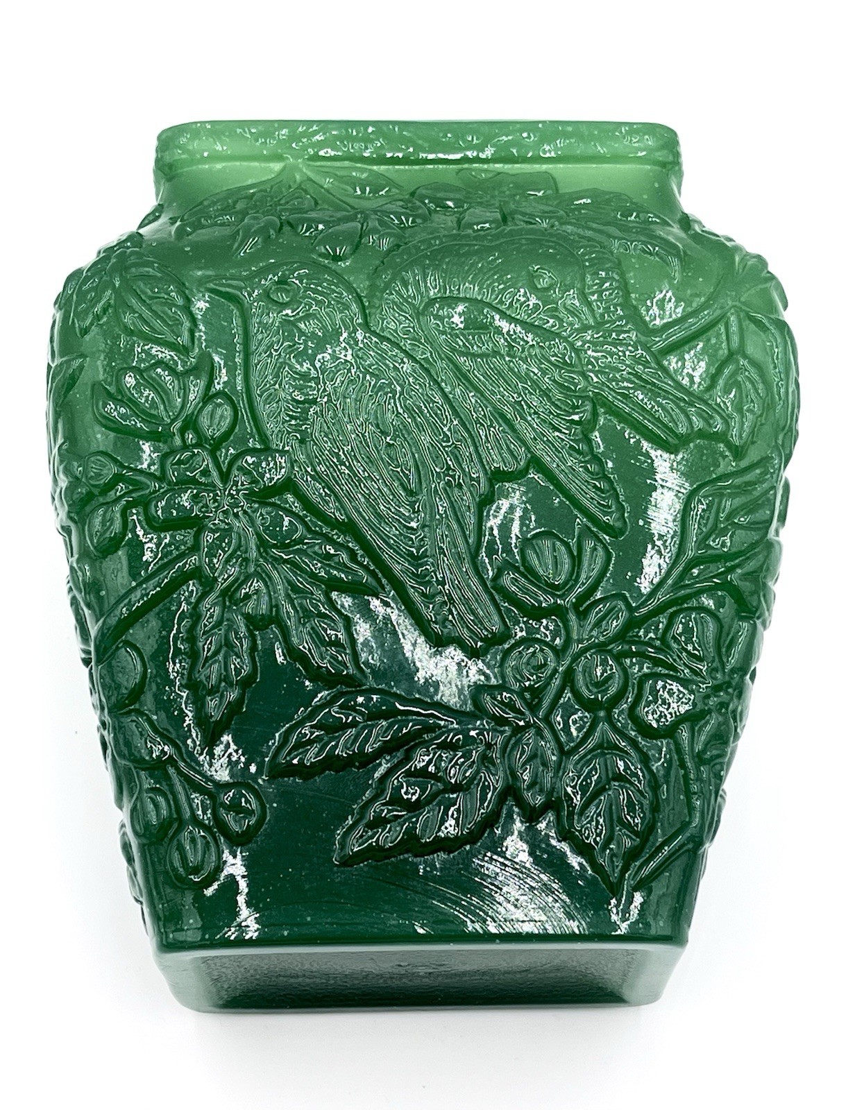 Lenox Imperial Glass Jade Chickadee Vase 6 3/8” Tall Opaque With Shiny Finish