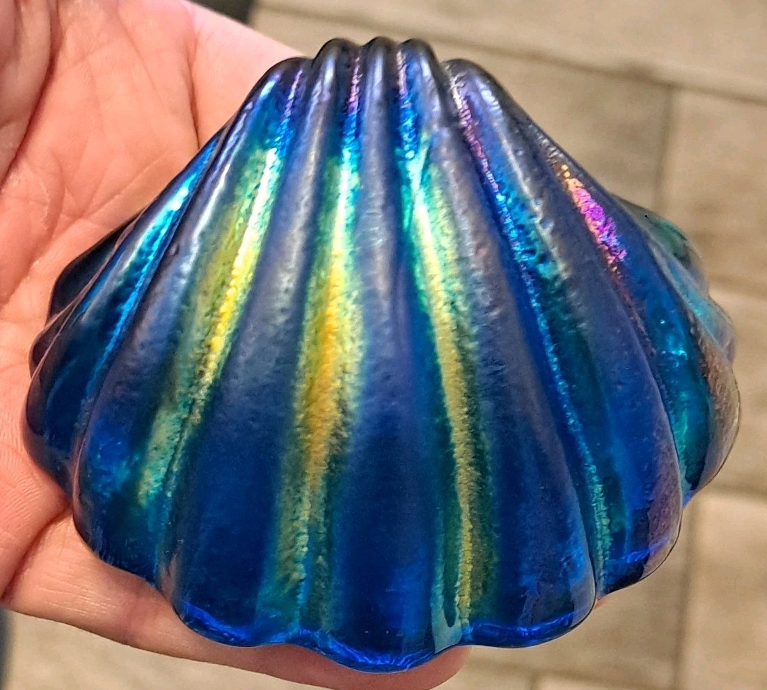 Vintage Iridescent BLUE GREEN CLAM SHELL SCALLOP Paperweight 3 3/8″ by JOHN COOK