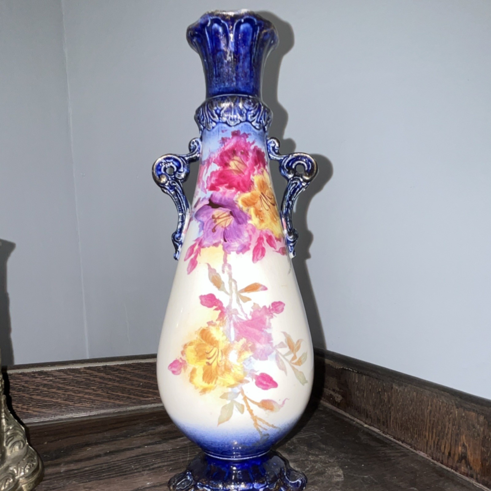 Blue White PORCELAIN Floral Vase Hand Painted Flowers Glossy Decorative MPN 111