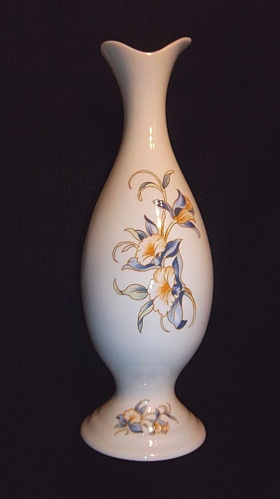 AYNSLEY Bud Vase JUST ORCHIDS 9-1/4″ Tall Orchid Floral White Maize Blue Flowers
