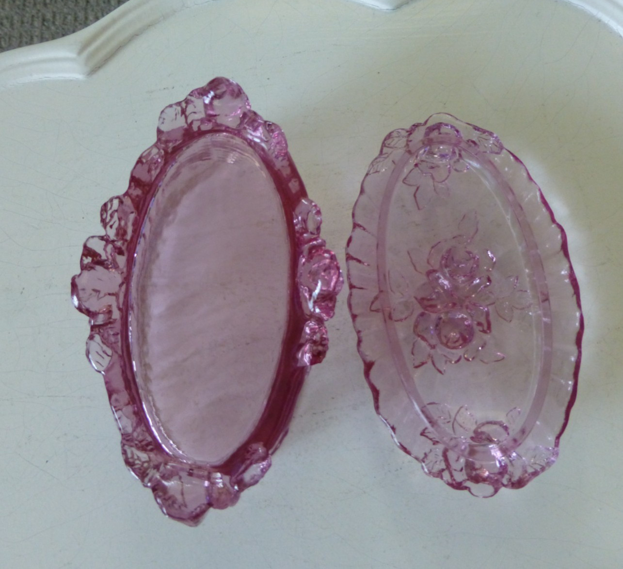 Vintage Fenton Cabbage Rose/Pink/Mauve Glass Covered Footed Trinket Box