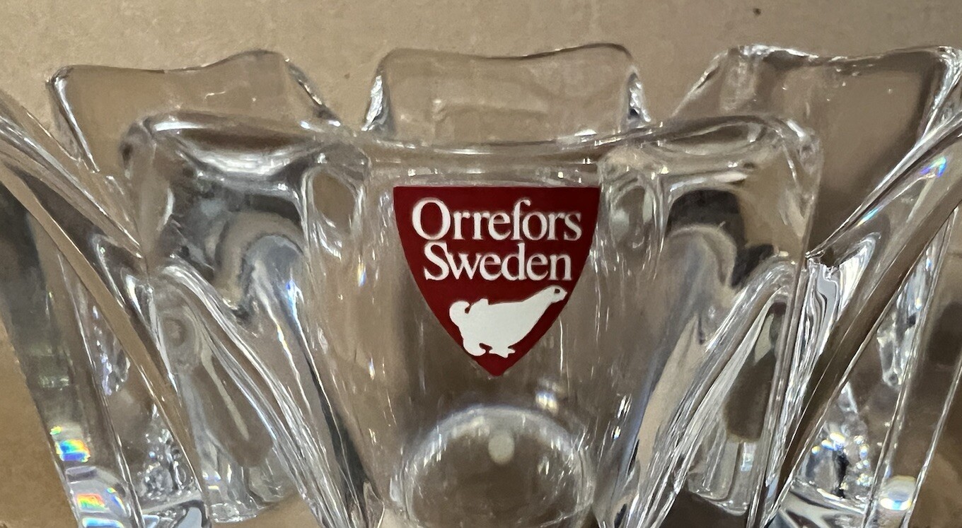 Vntg Signed Orrefors Crystal Glass Sweden 6 Panel Scalloped Top Design Bowl Vase