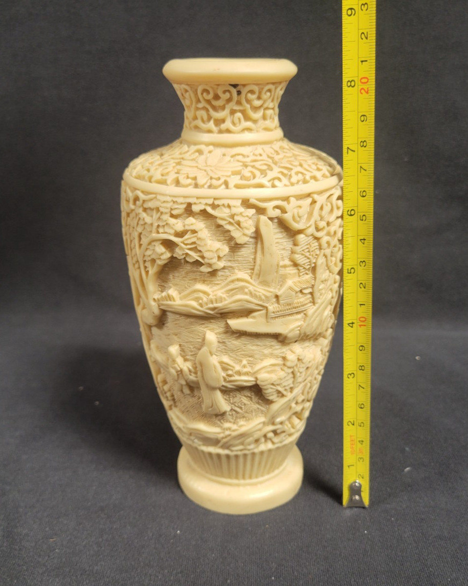 VINTAGE Norleans Hand Carved Signed Vase Made In Italy Japanese Garden Style 8″