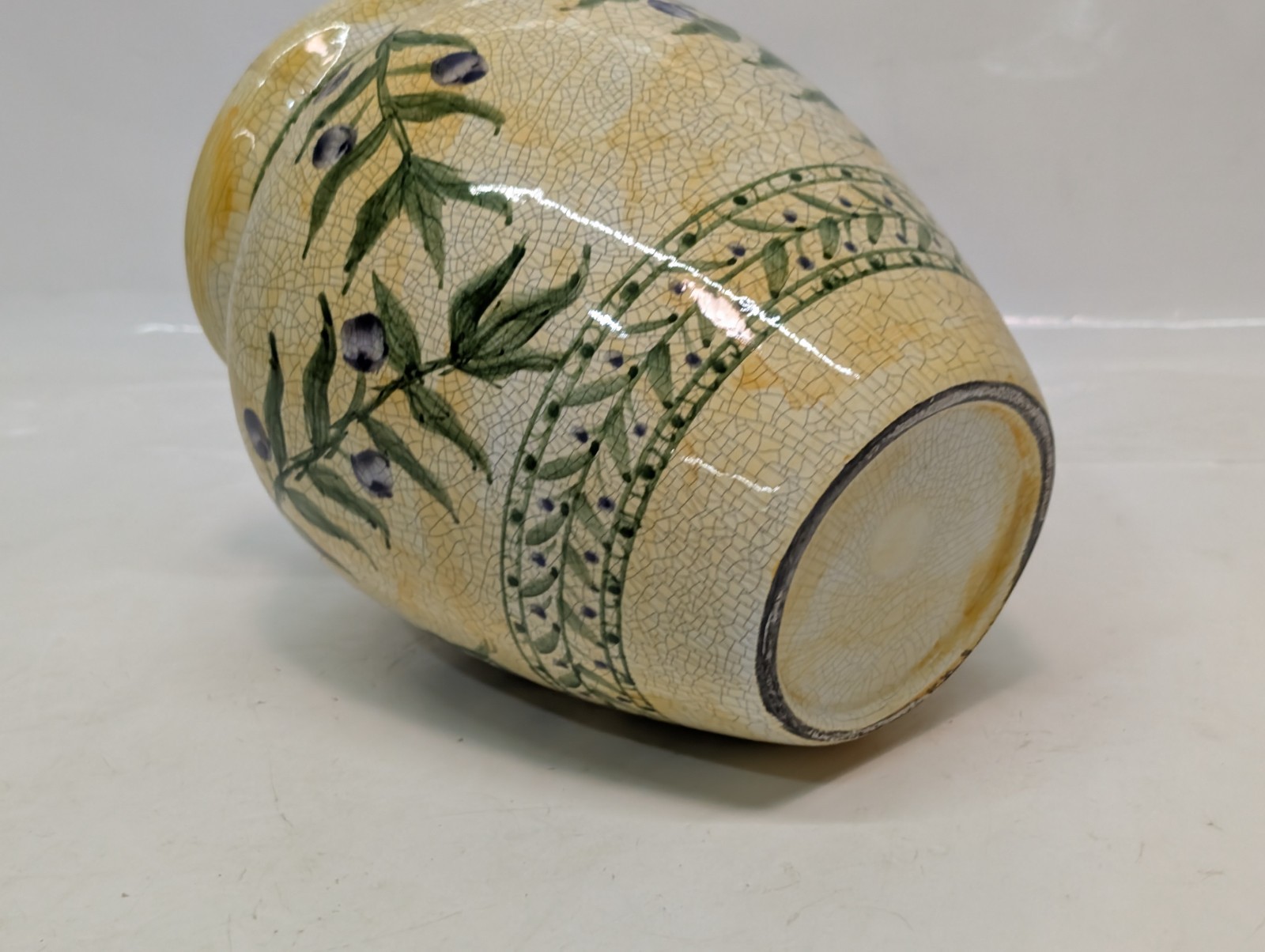 Vintage Grecian/Mediterranean-Look Pottery Vase Planter w/ Olive Branches Design