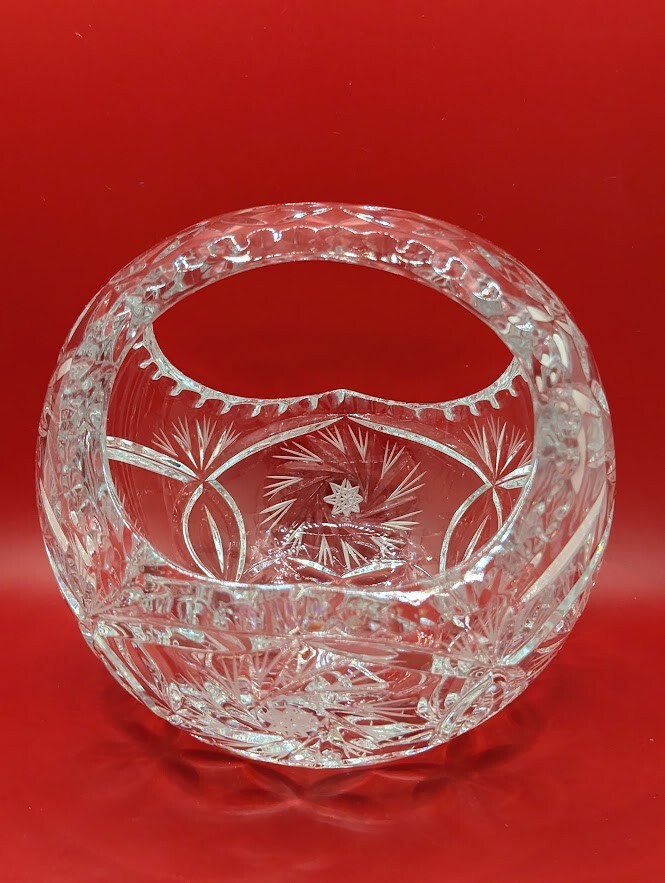 Crystal Bowl/Basket with Pinwheels – Unbranded – 5.5″ Tall