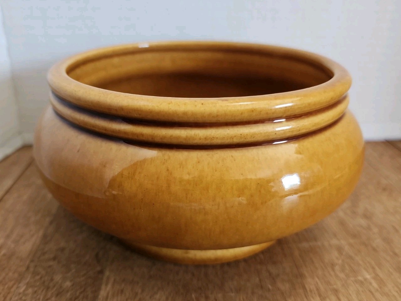 Pottery Planter Vintage FTD 7″ Wide 3.25″ High