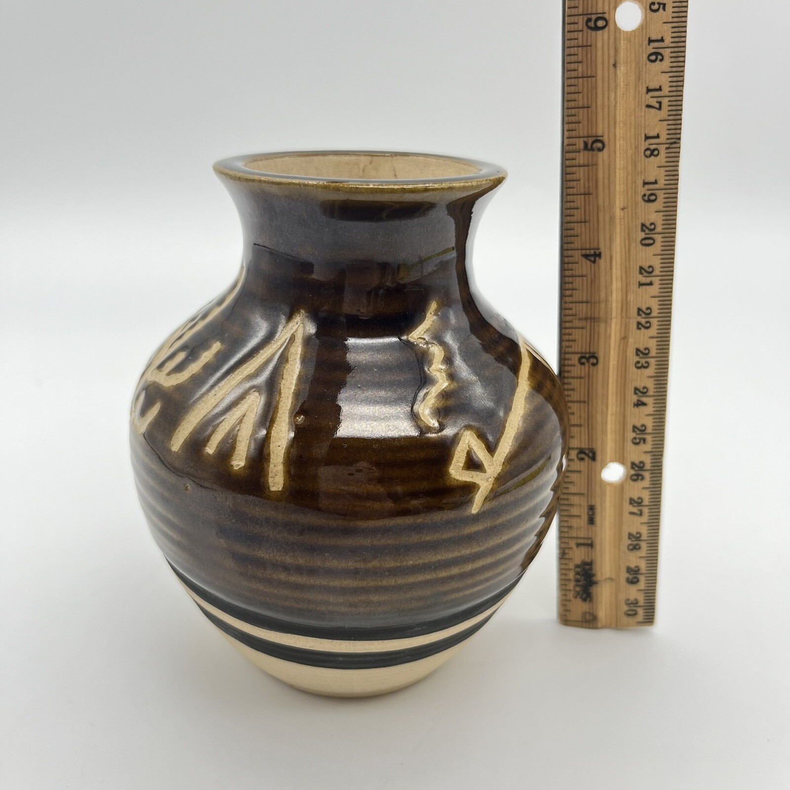 Native American Saguaro Southwest Stoneware Pottery Vase USA Made Vtg 5″