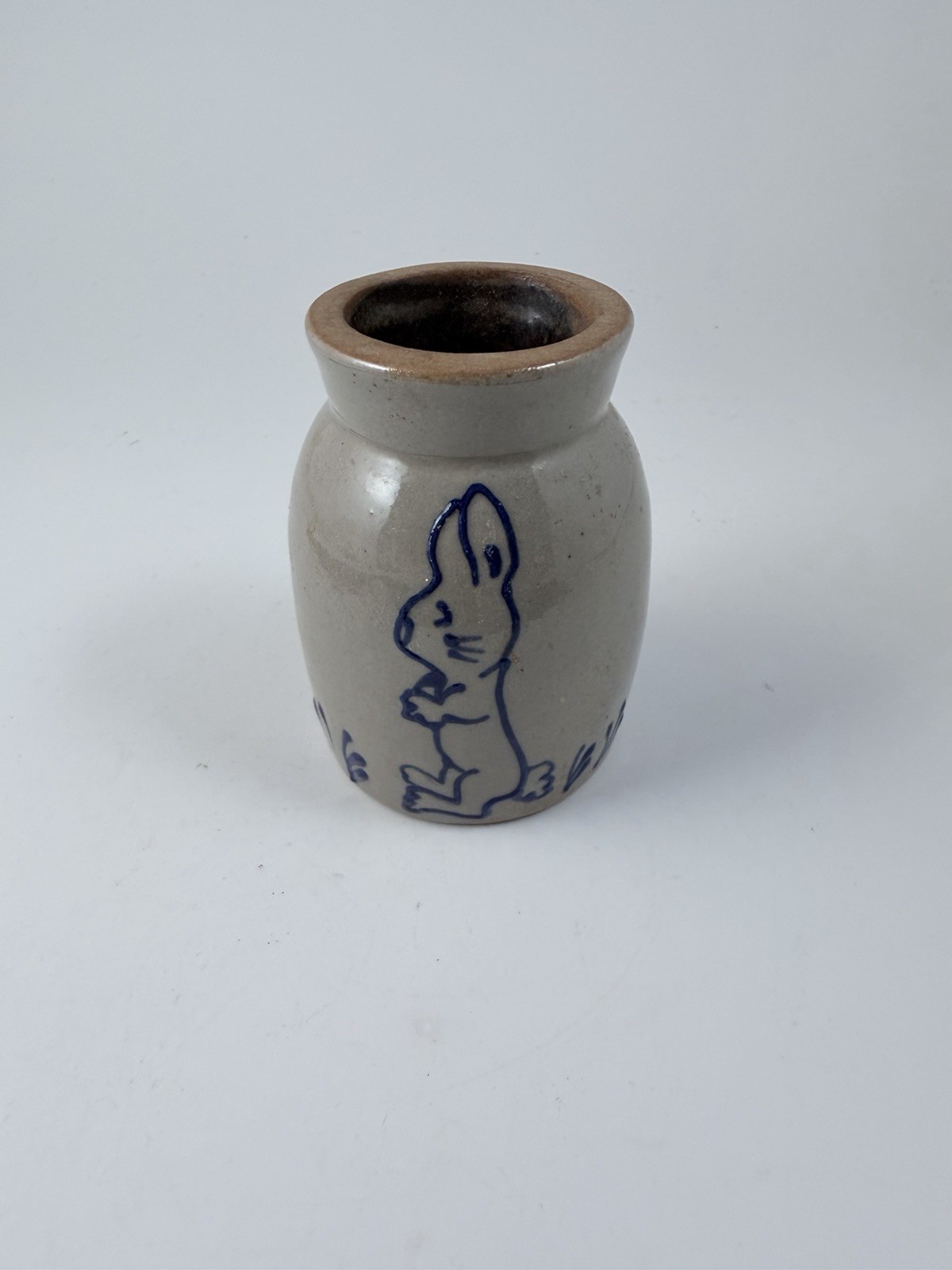 Beaumont Brothers Bunny Art Pottery Mini-Crock Signed BBP 1996 Stoneware 3” Tall