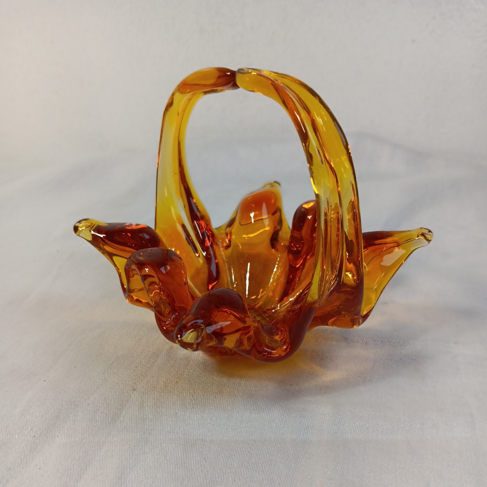 Beautiful Amber Chalet Art Glass Trinket Basket 3.5″H Cadmium Glow