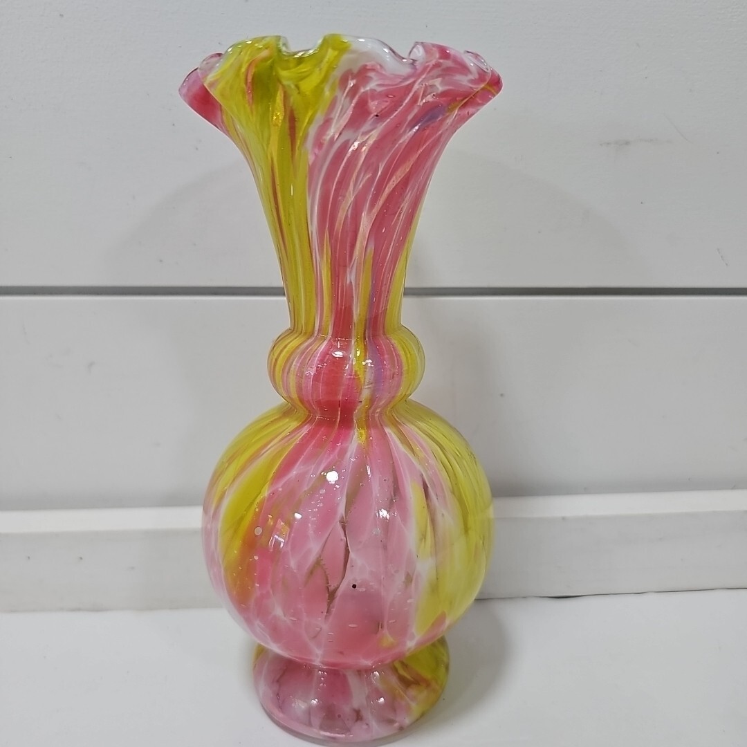 Fenton Glass Vase Murrhina Rose Pink And Yellow Ruffled Vase 7 1/2″