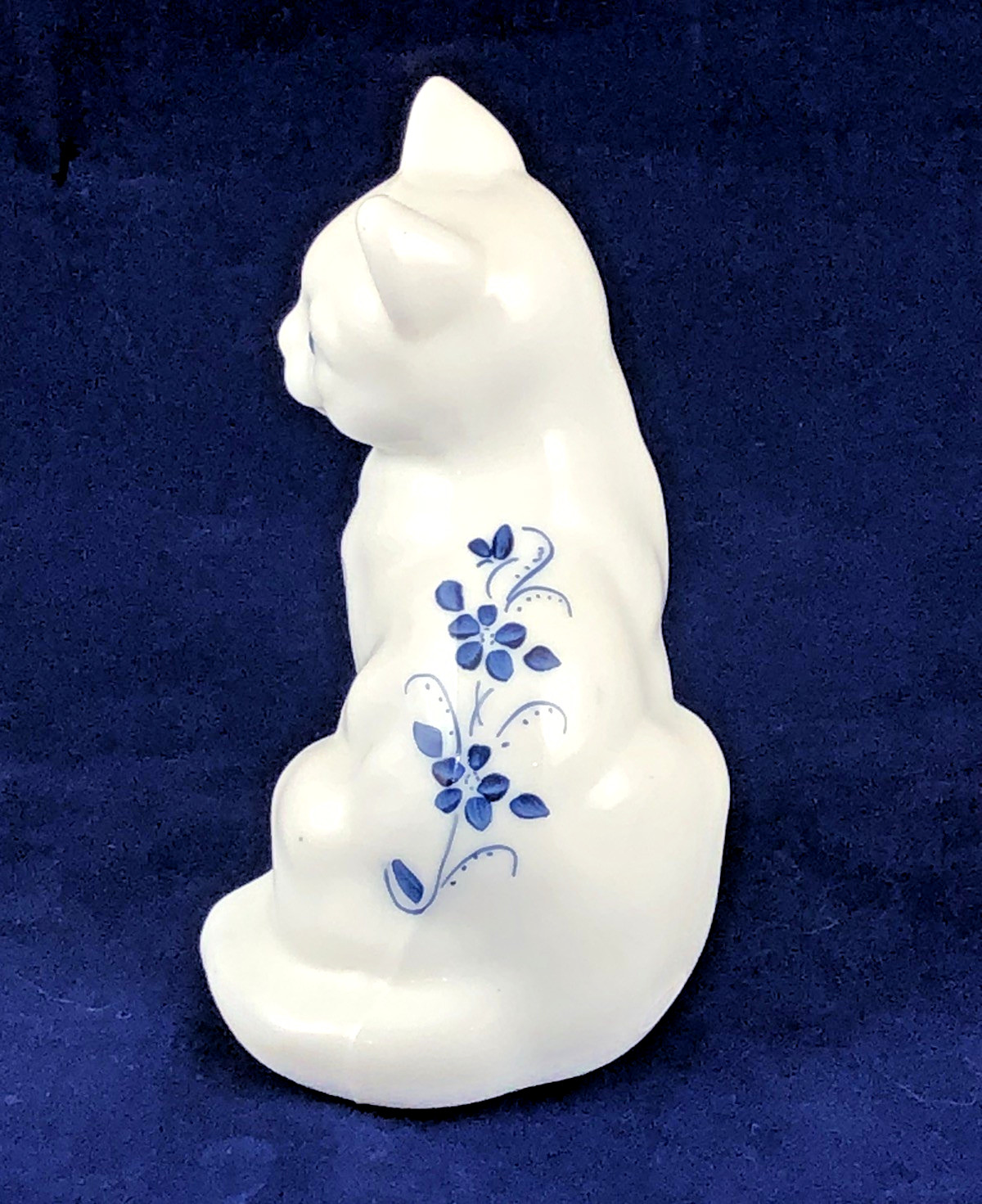 Vintage Fenton Glass Cat Hand Painted Artist Signed White With Blue Flowers