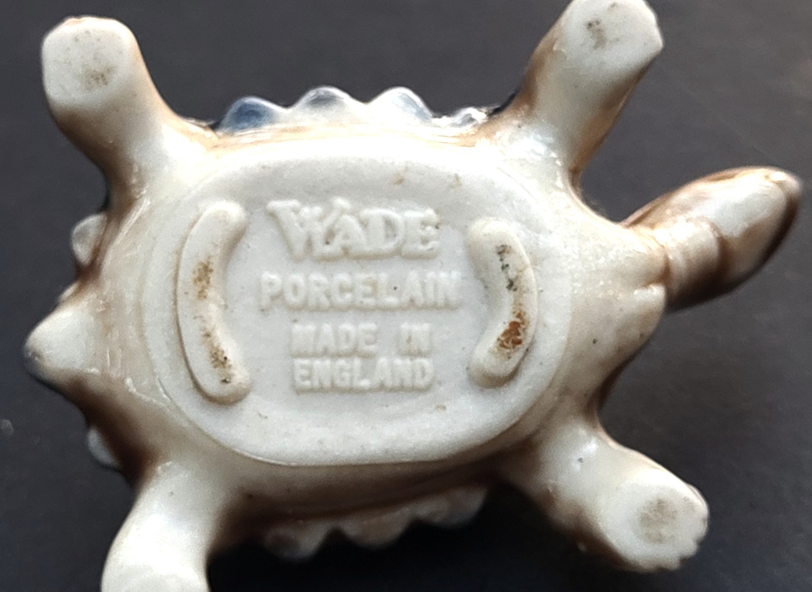 4 Turtles – 2 are Porcelain by Wade, 1 is made of Pottery, 1 is made of Glass