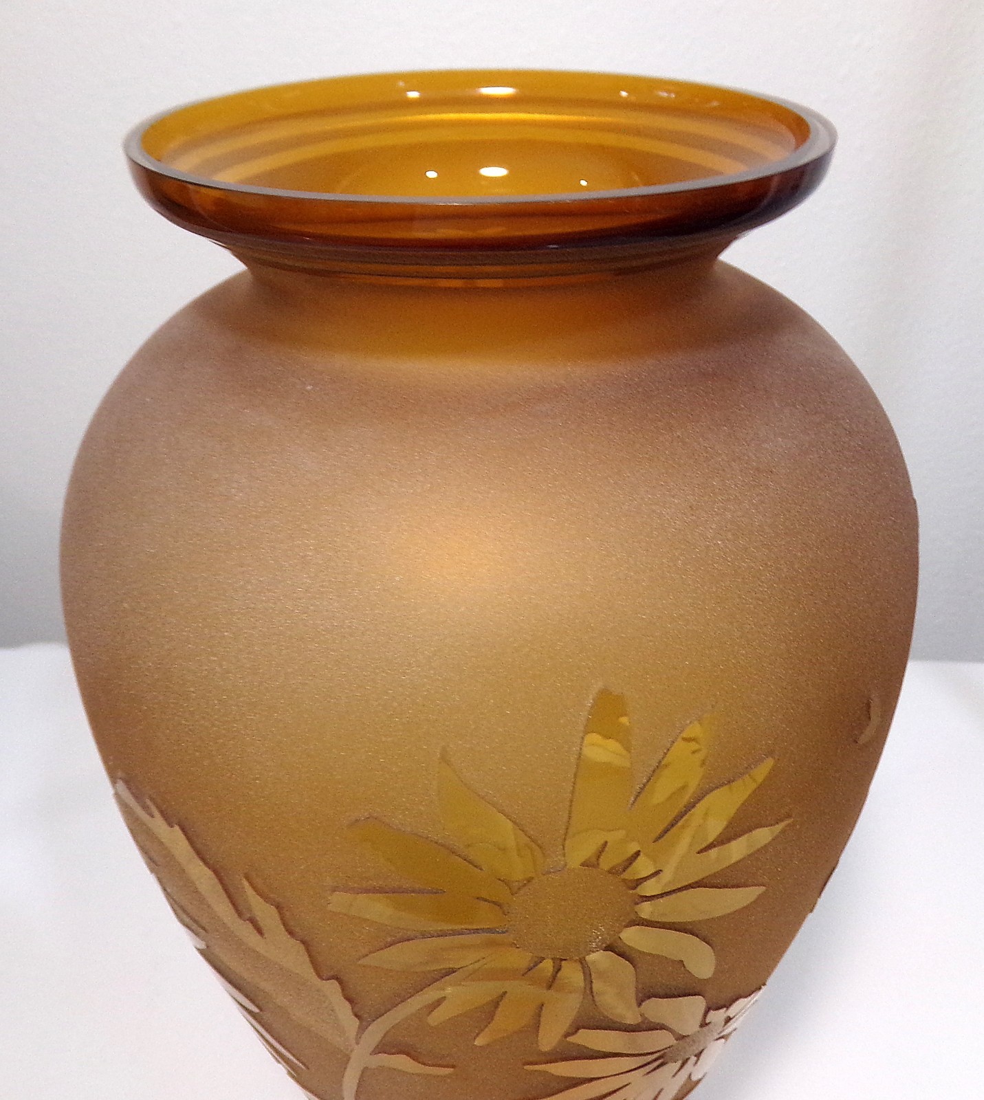1994 Pilgrim Etched & Carved WILDFLOWERS Cameo Art Glass Vase Kelsey 902899