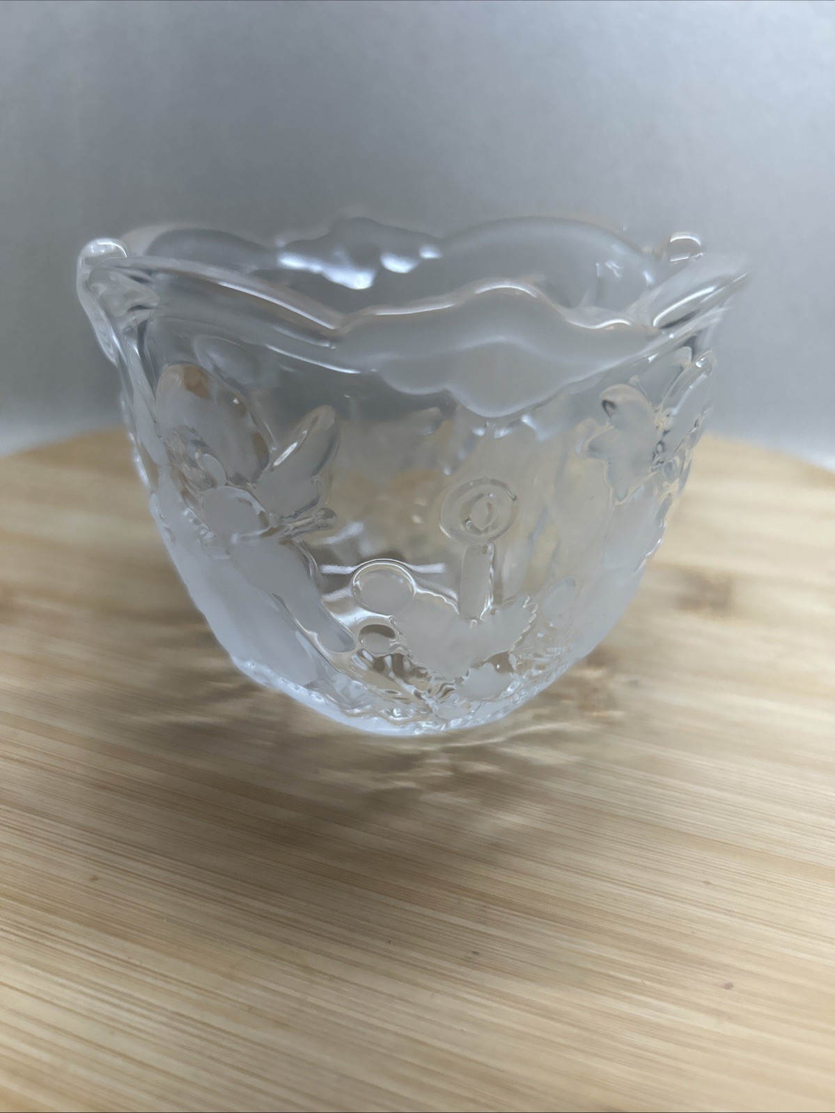 Mikasa “Holiday Lights” 3” Bowl/ Candle Holder, Angels Frosted Clear Glass Vntg
