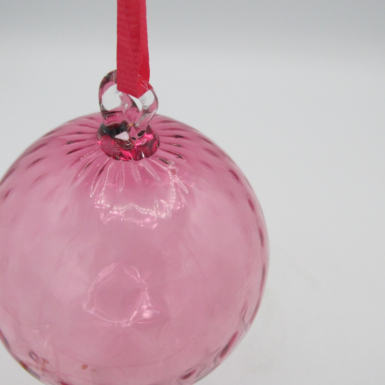 Vintage Pilgrim Cranberry Glass Optic Swirl Ball Hand Blown MCM Art Glass 3 in