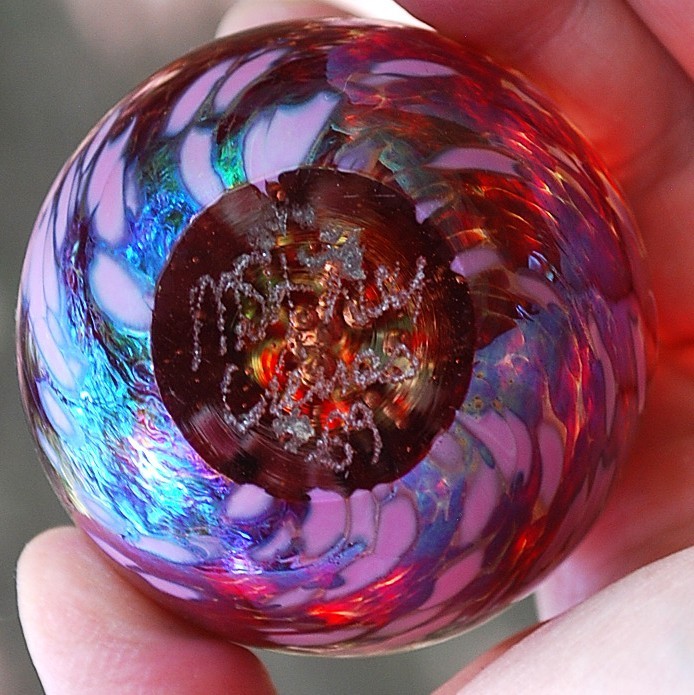 Hand Blown 3.25″ ART GLASS EGG Paperweight RED IRIDESCENT Signed MSH ASH 1989