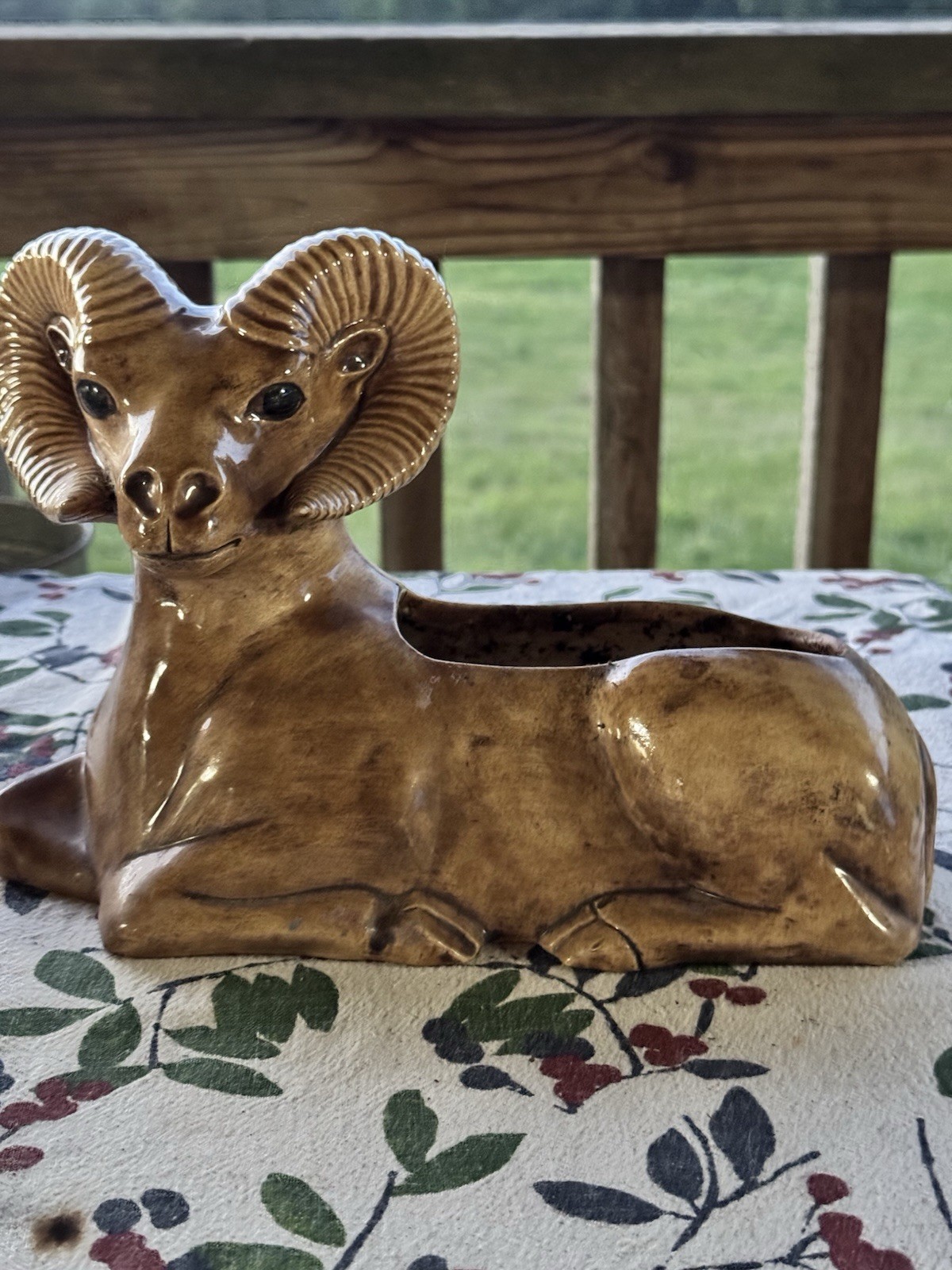 Deauzane Mid-Century Modern Ram Animal Ceramic Planter Brown USA 408 6in