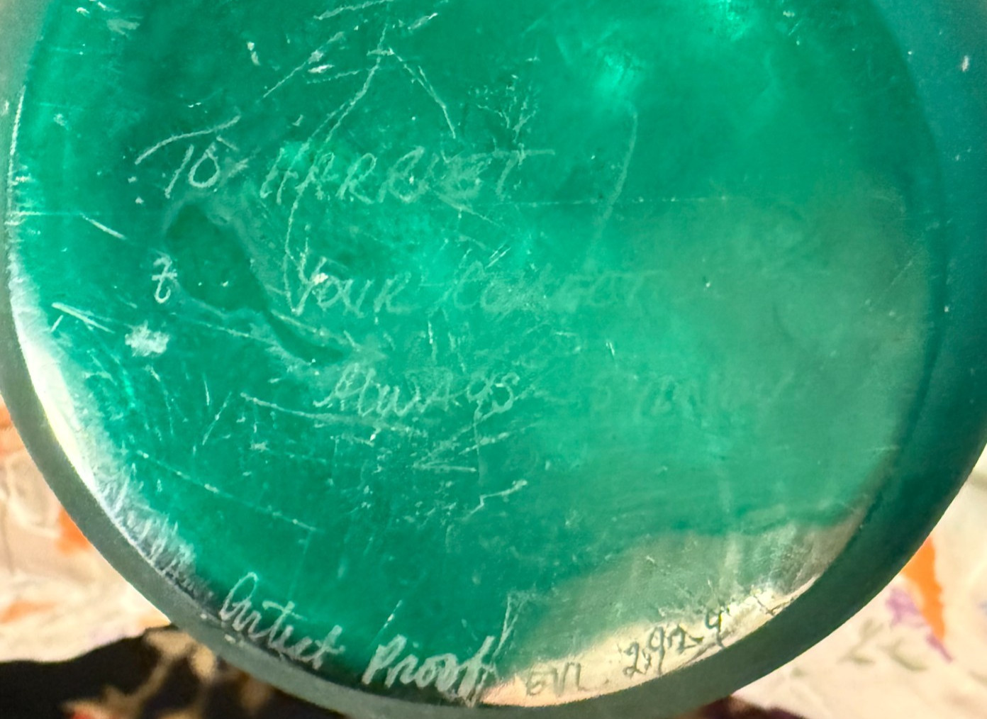 Coreia AP Acid Etched Green 10″ Inscribed Leaf Vase