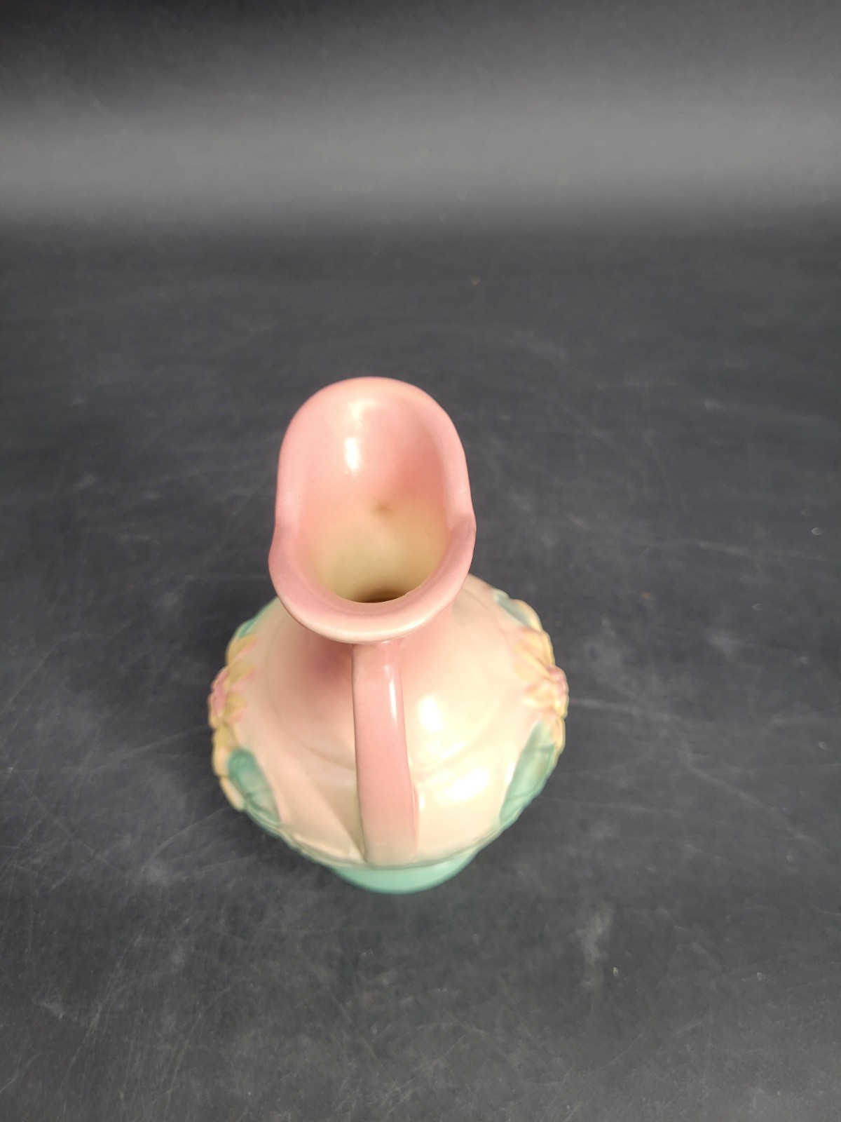 Vintage 1940s Hull Pottery U.S.A. Water Lily Line L-2 5 1/2 Inch 2-Handled Vase