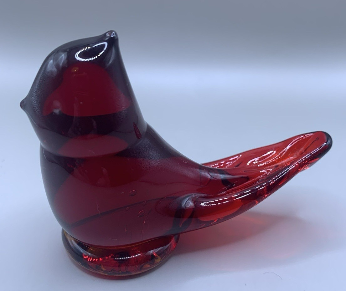Cardinal of Love Bird by Titan Art Glass-Signed 2 7/8″ by 4″