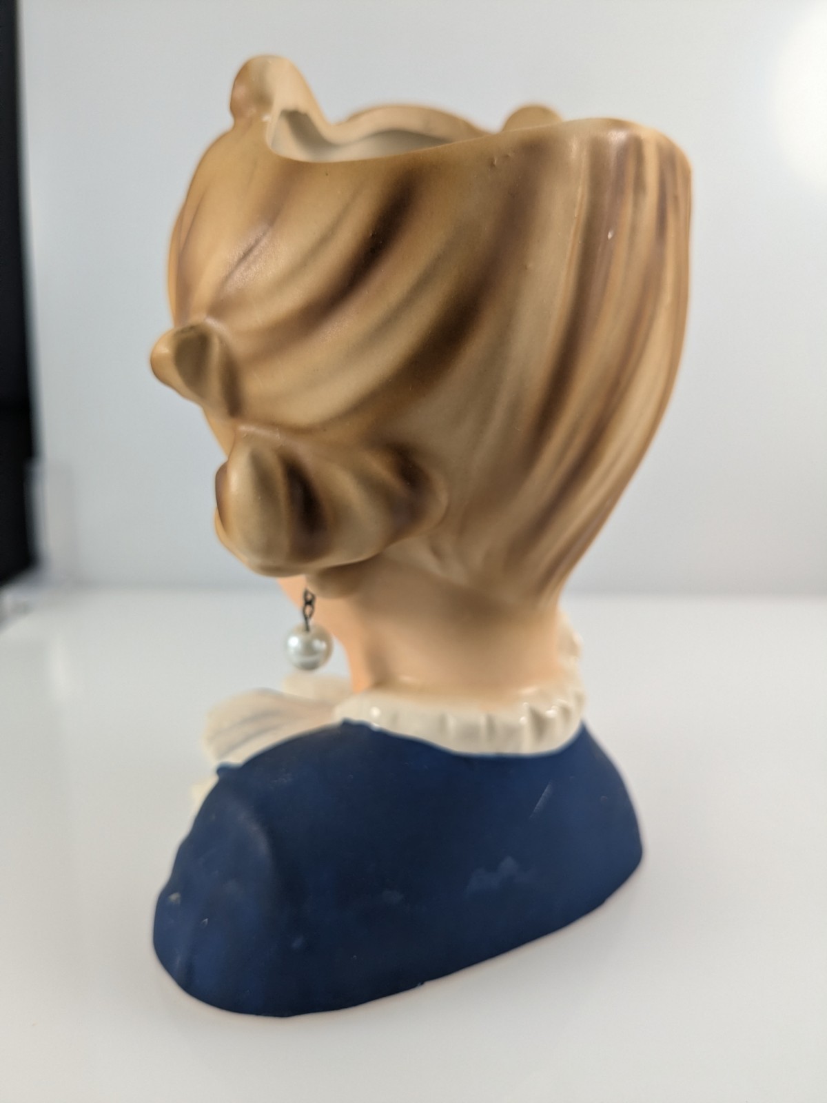 Vintage Lady Head Vase Relpo K-1817 Glossy Big Ruffle Glowy Makeup Lip Earrings