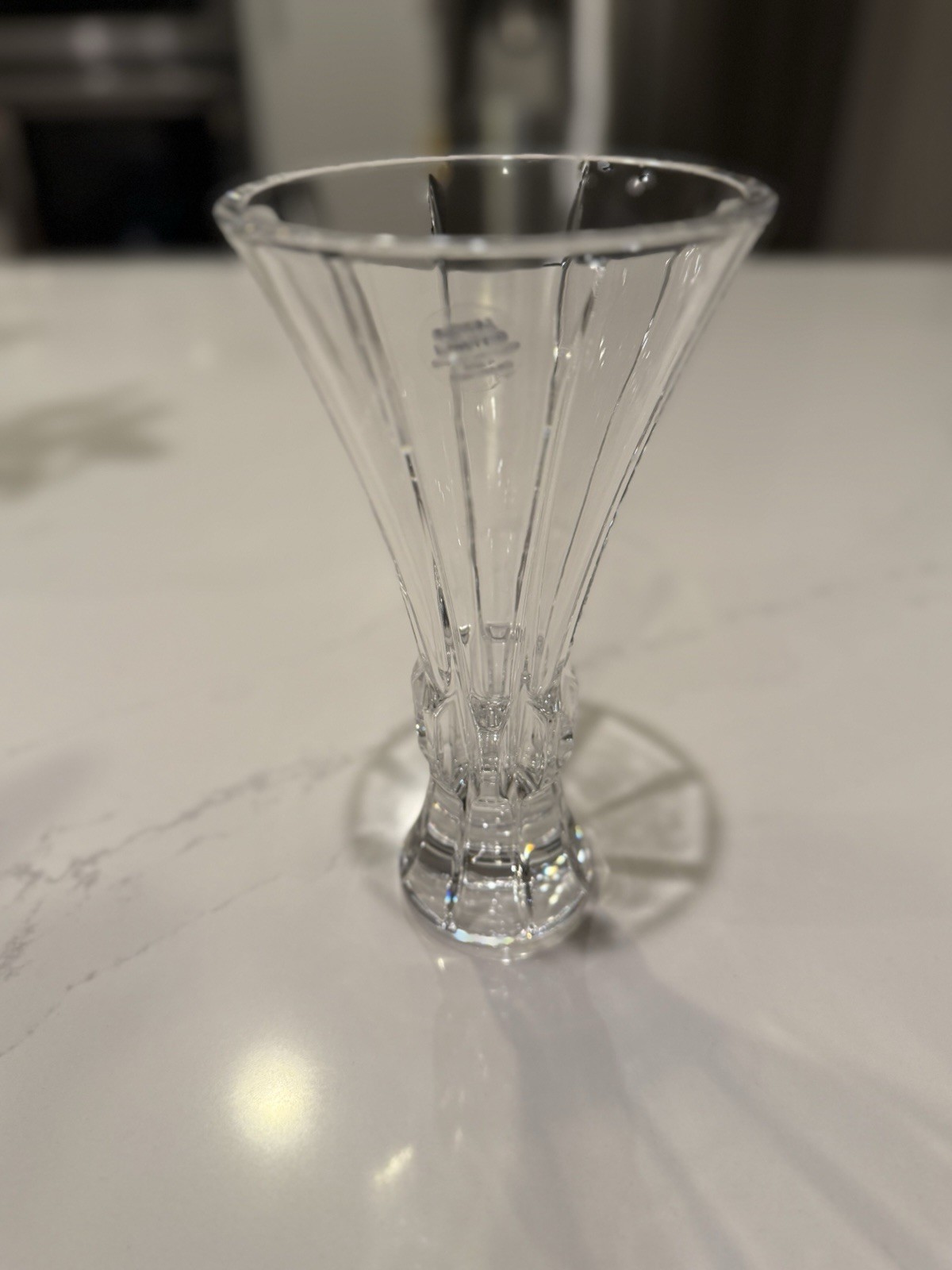 Royal Limited 24% Full Lead Crystal Vase Made In Czech Republic EC 8 1/2″