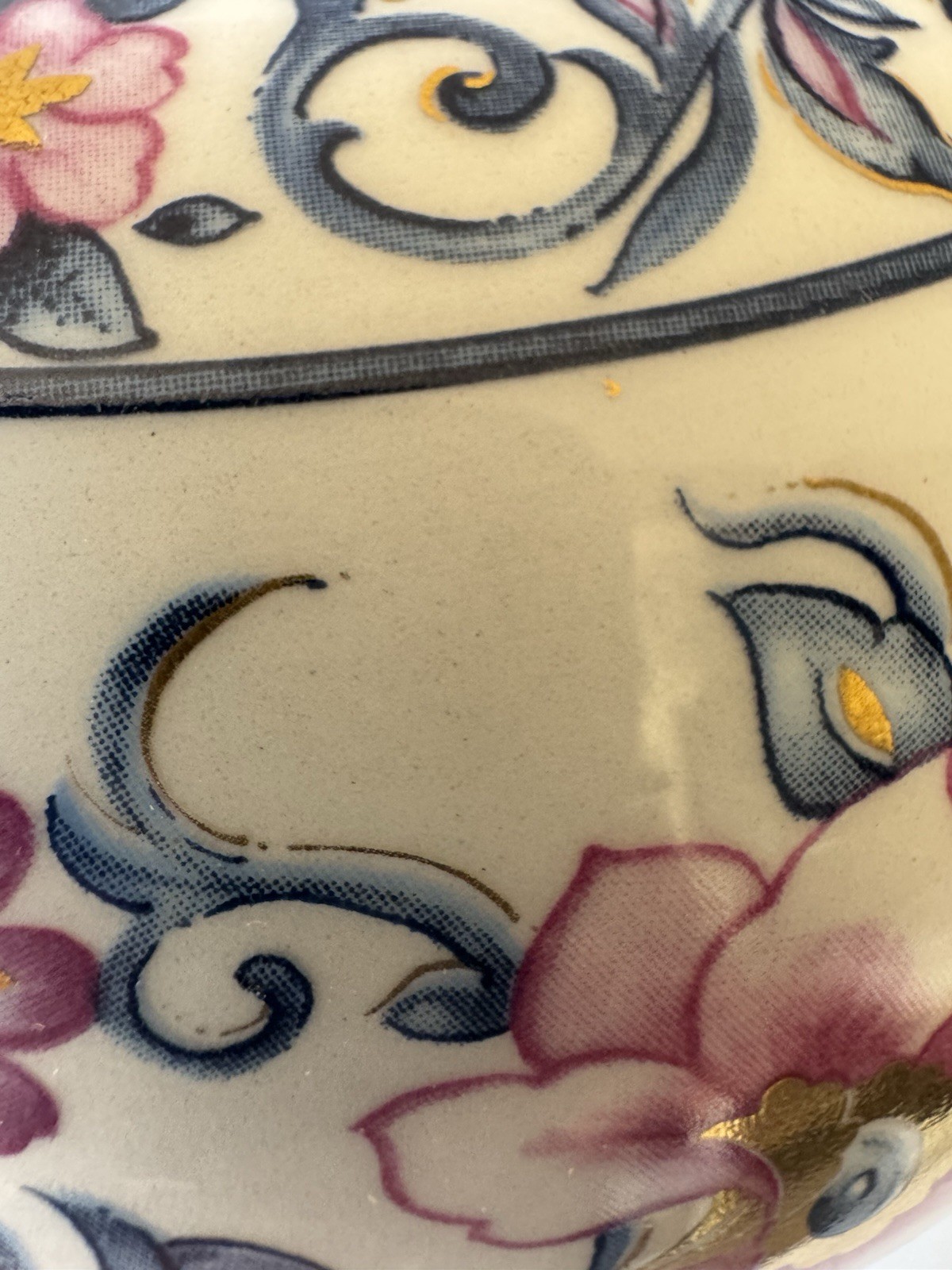 Urn and Vase BEAUTIFUL Italian ART Glorious Gorgeous Lovely by Fratelli Guzzini