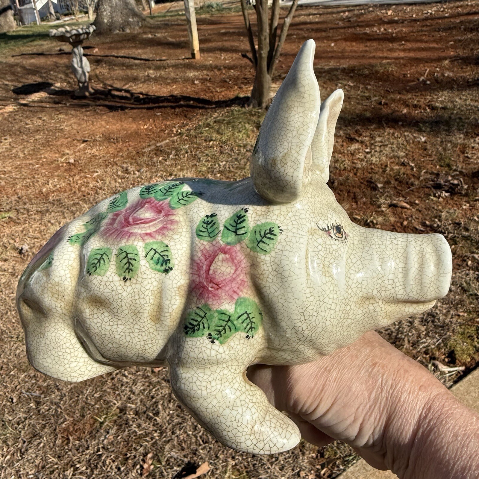 VTG Painted pottery pig statue Crazed Finish 7”X 4.5” X 9”￼