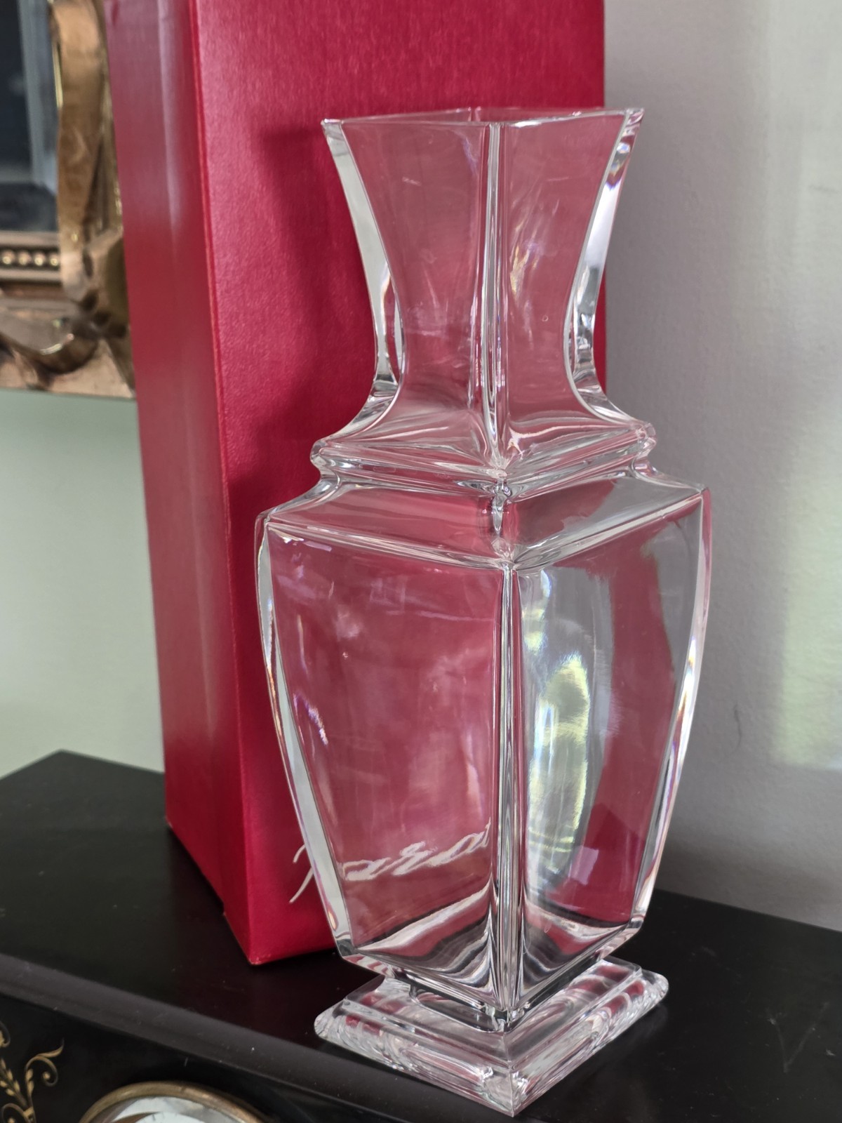 Baccarat Pearl Vase 10″ Elegant Vintage Crystal France Signed with BOX!!