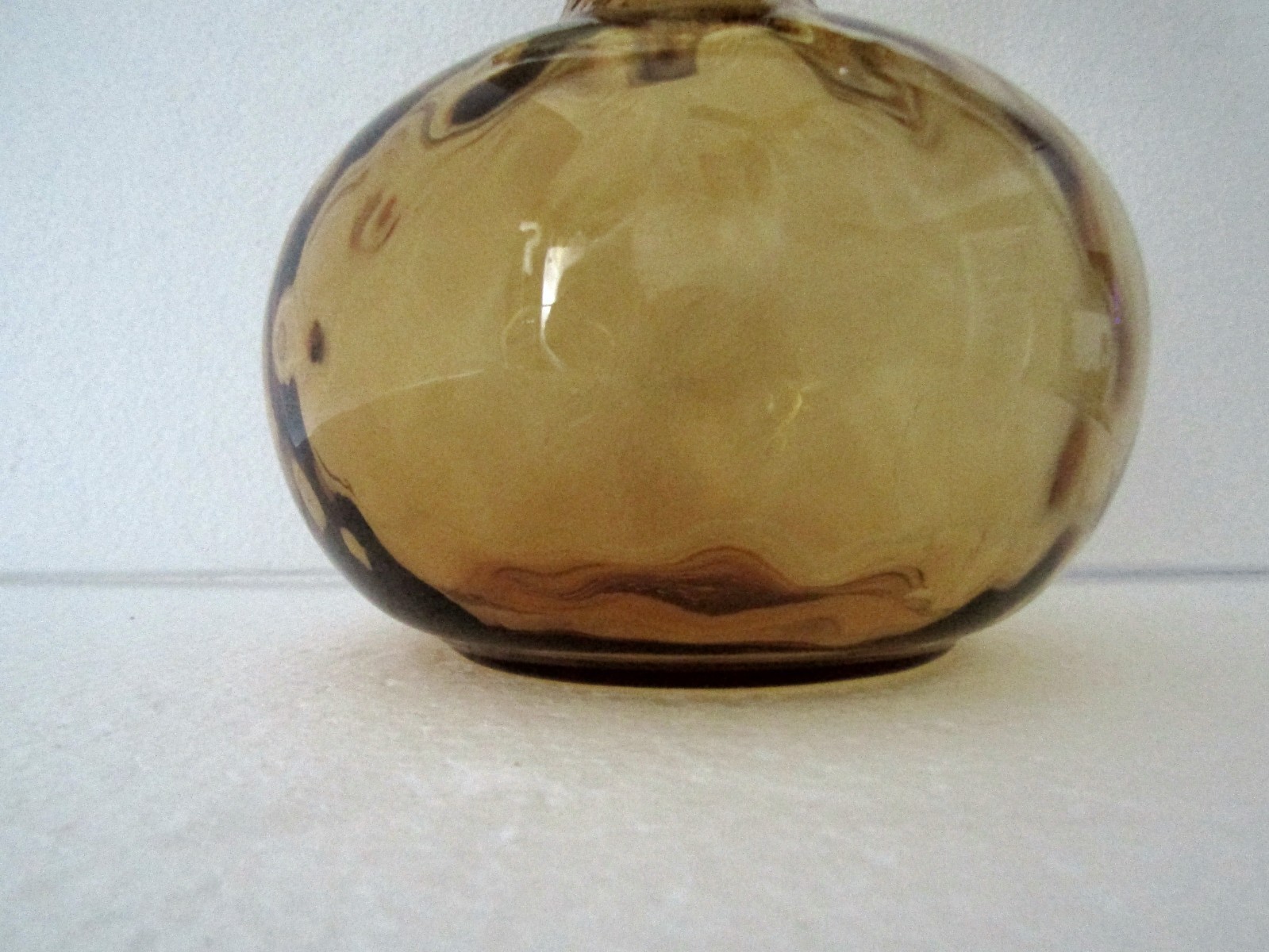 Fenton Glass 1950’s Amber Yellow Optic 8 3/4″ Fluted Top Fan Vase