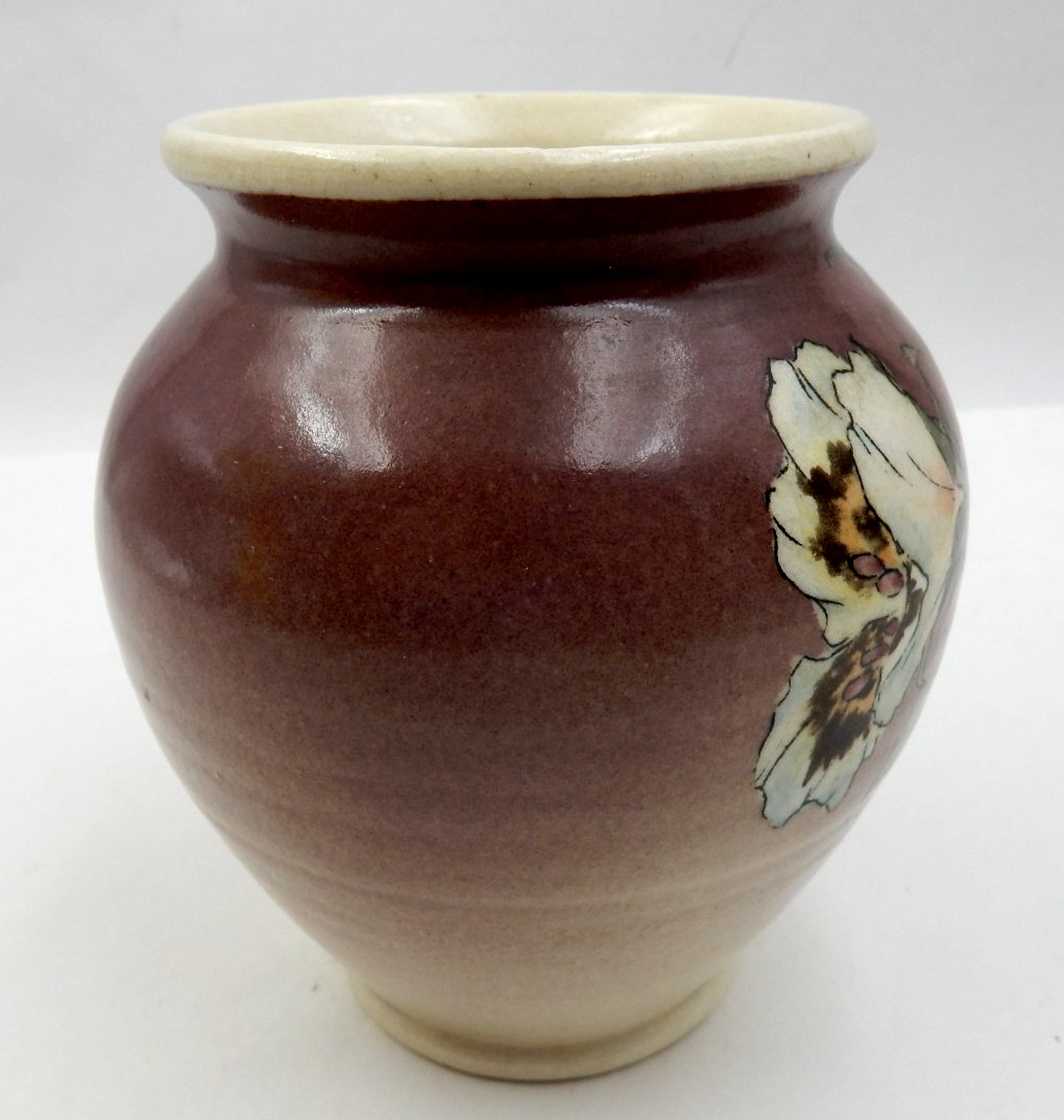 VINTAGE SANTA BARBARA CERAMIC DESIGN HAND PAINTED ART POTTERY VASE – SIGNED 1982