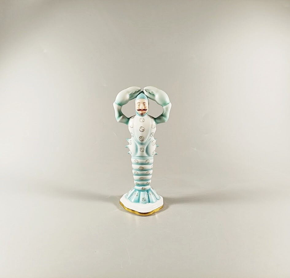 HEREND, ZODIAC SERIES, CANCER, HANDPAINTED PORCELAIN FIGURINE ! (B109)