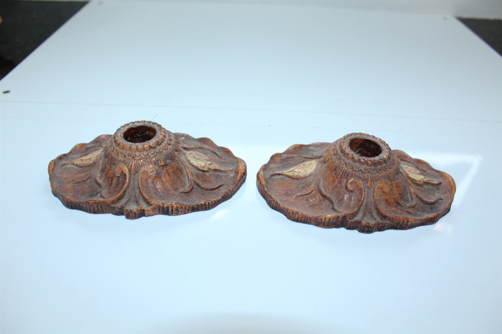 Vintage Candle Stick Holders Composite Retro Design Brown Set of 2