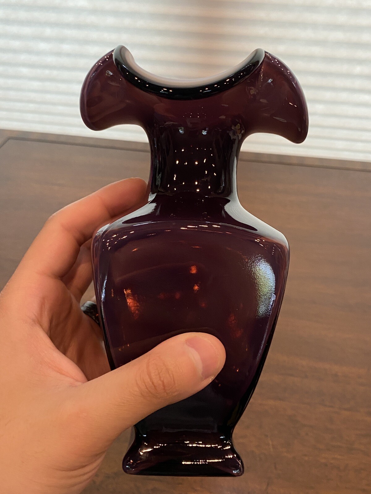 STUNNING FENTON Amethyst Opalescent Square Shaped Art Glass Vase W/LABEL 7.5″H
