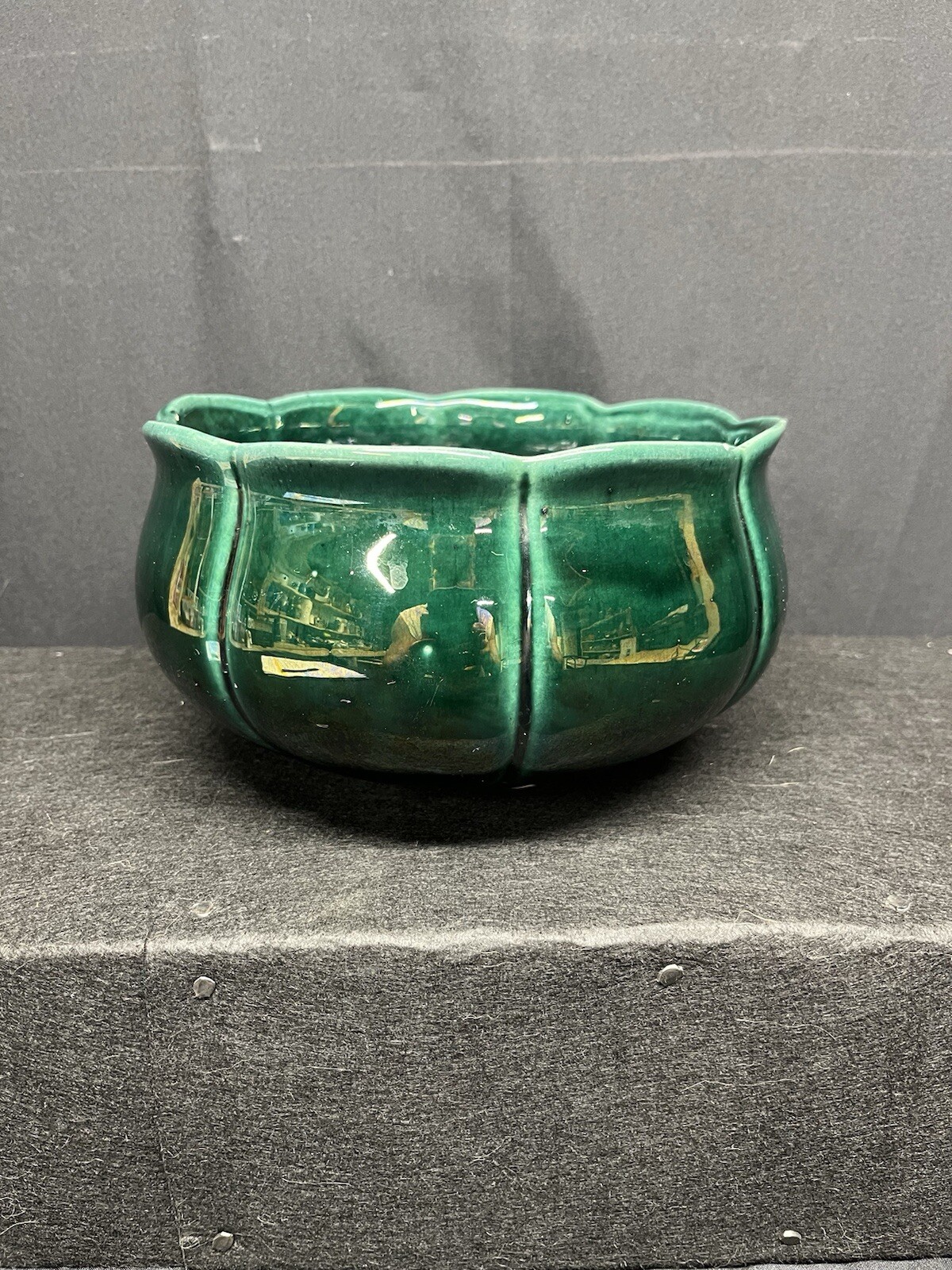 A Unique Vintage Art Deco UPCO Green 8 Panel Pottery Planter Minor Chip