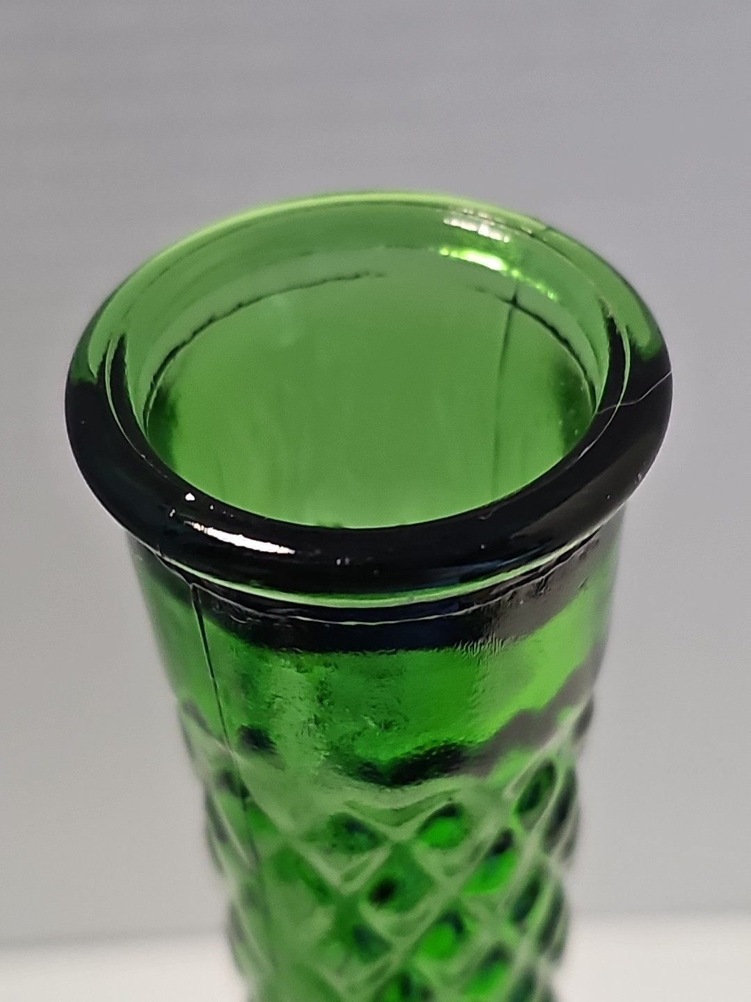 Vintage Hoosier #4092 Green Glass with Diamond Pattern 9 inch tall Bud Vase