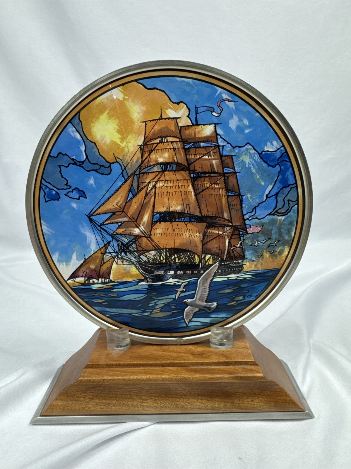 In Style Of Louis C. Tiffany – Jack Woodson – Stained Glass Suncatcher – ‼️READ