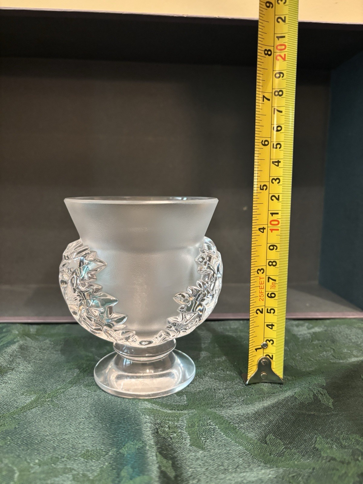 Signed Lalique France St Cloud With Acanthus Leaves Crystal Vase