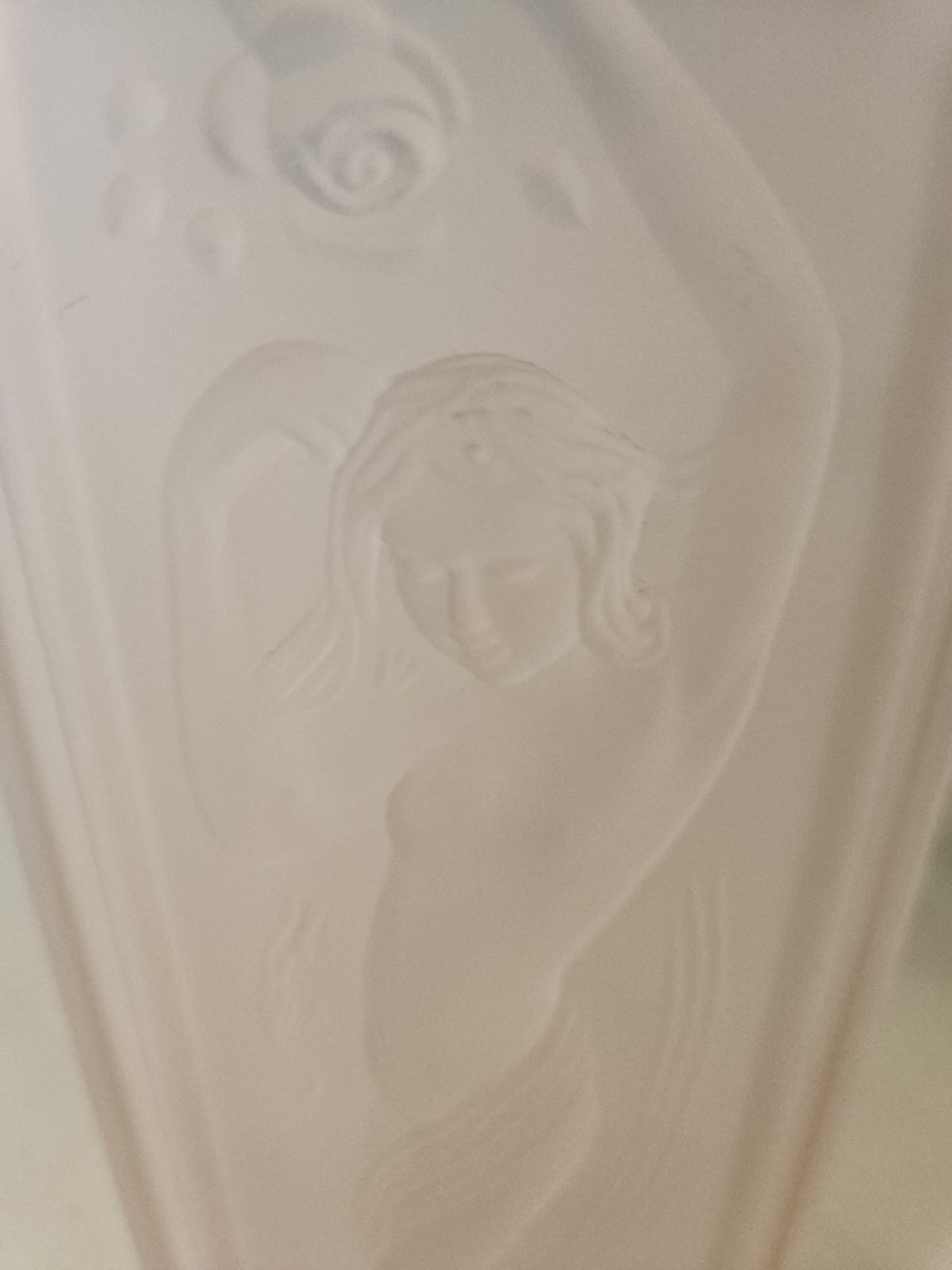 Vintage 1984 Sarsaparilla Deco Designs Pink Frosted Art Glass Vase
