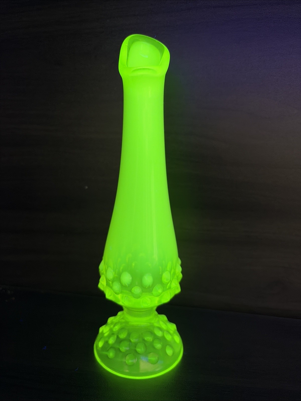 Fenton Topaz Opalescent Hobnail Swung Bud Vase 8″ Vaseline Uranium Glass UV Glow