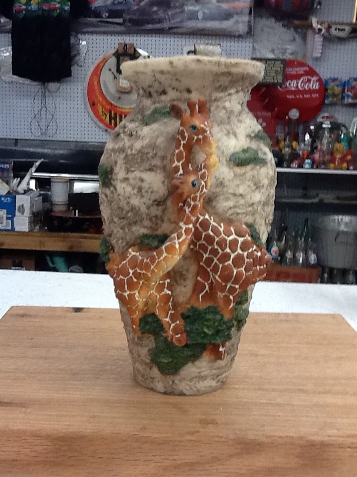 3D GIRAFFE FAMILY Mom & Baby Kissing on Textured Resin VASE 9″ Safari Jungle