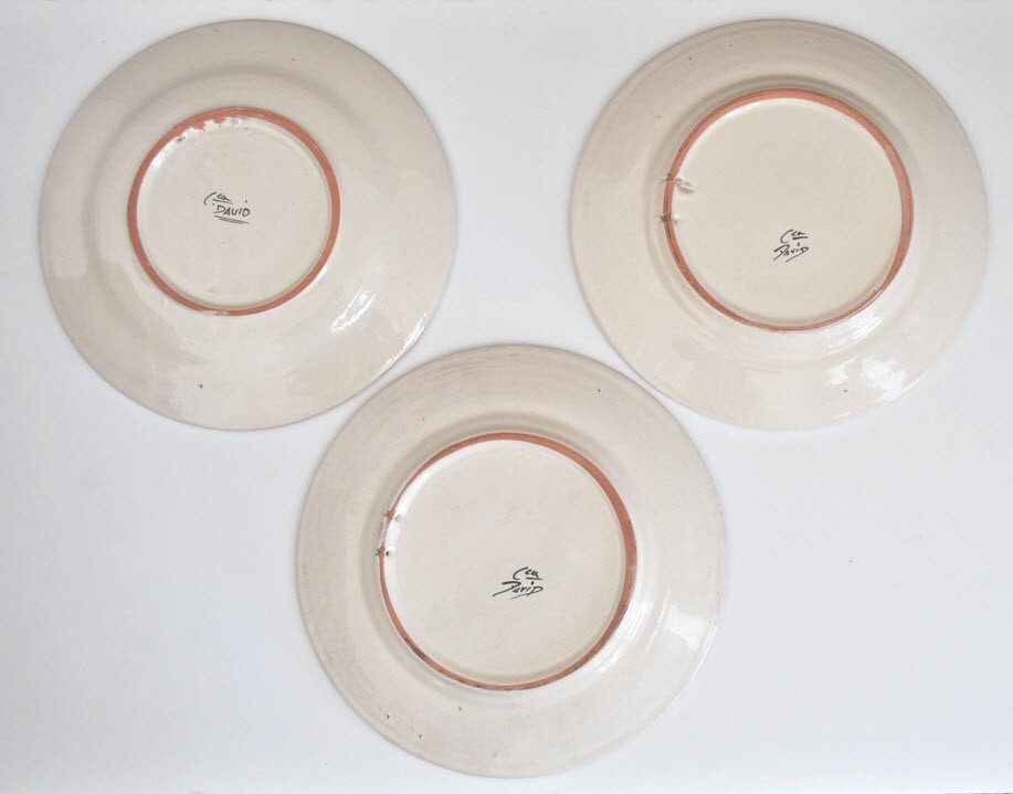 Spanish Majolica Faience Portrait Plates-SET OF 3 MATCHING-12 1/2″ diameter RARE