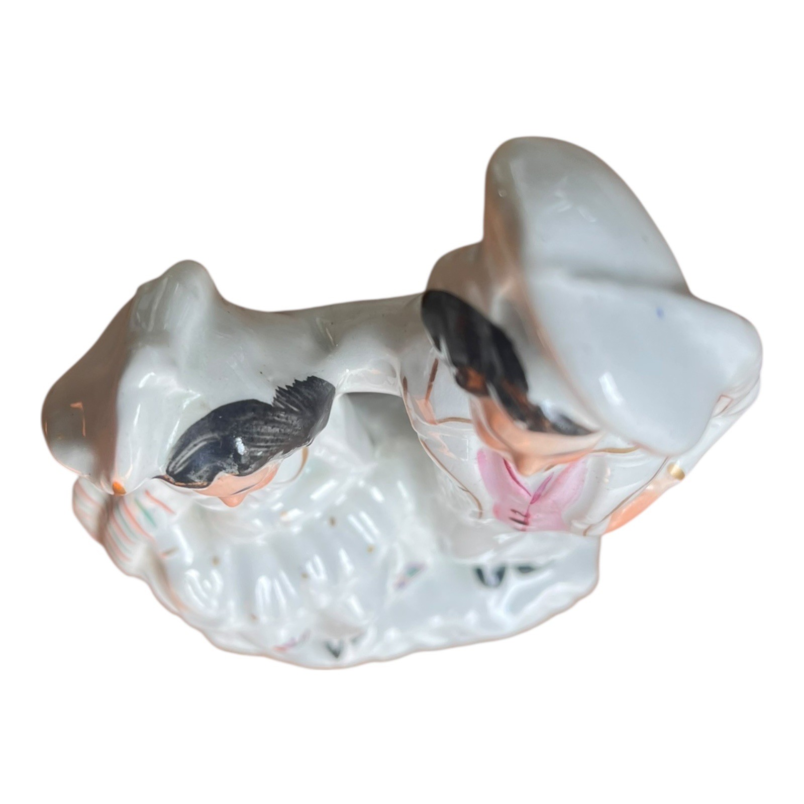 Pretty Antique Staffordshire Figurine Courting Couple – 7″ x 4.5″ x 2″